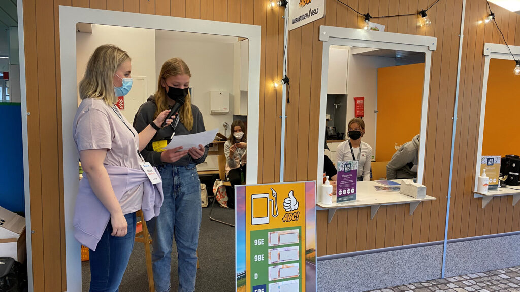 Emilia Sundvall med elev