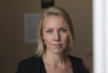 Carolin Ahlvik-Harju Portrait by Kavilo Photography-82